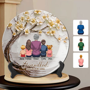 Les petits-enfants rendent la vie plus belle - Assiette ronde en céramique personnalisée pour grand-mère