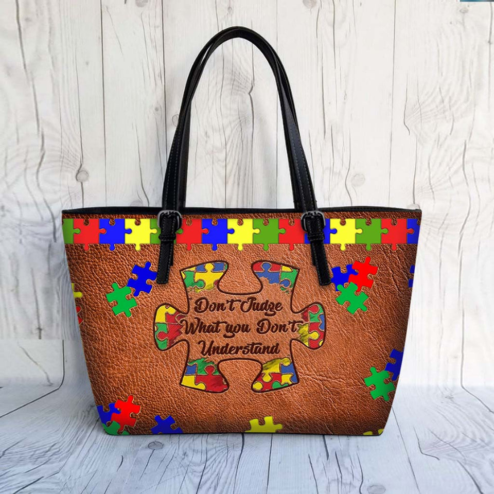 Ne jugez pas ce que vous ne comprenez pas - Sac en cuir de sensibilisation à l'autisme 112021