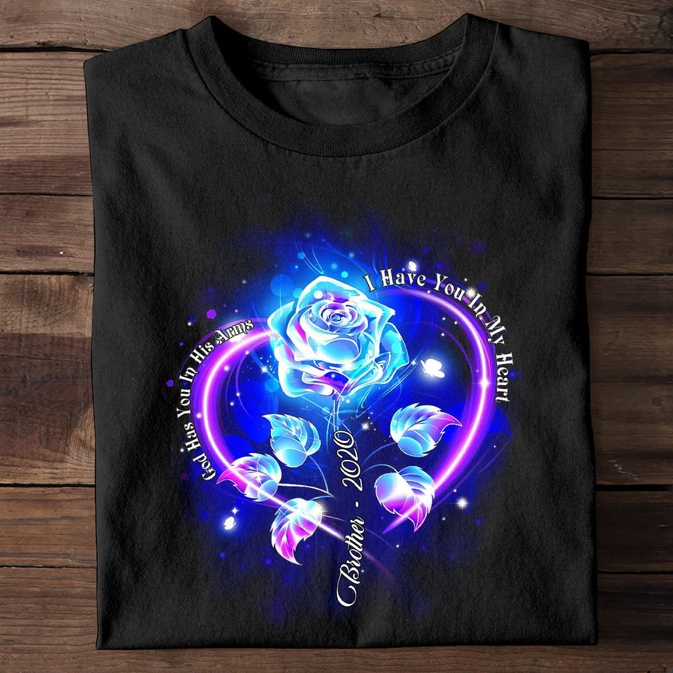 Dieu te tient dans ses bras, je te porte dans mon cœur - T-shirt et sweat à capuche personnalisés en hommage