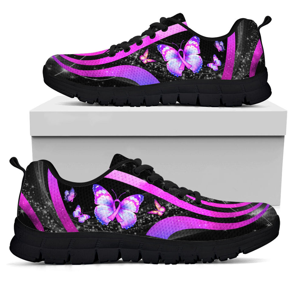 Baskets violettes papillon pour la sensibilisation au cancer du sein 0622