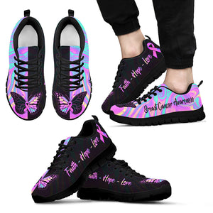 Baskets Faith Hope Love pour la sensibilisation au cancer du sein 0622