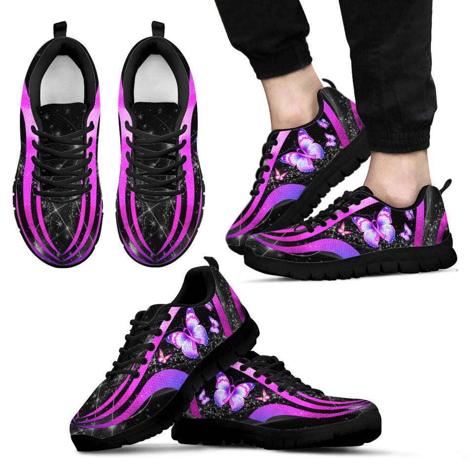 Baskets violettes papillon pour la sensibilisation au cancer du sein 0622