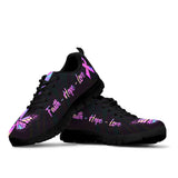 Baskets Faith Hope Love pour la sensibilisation au cancer du sein 0622