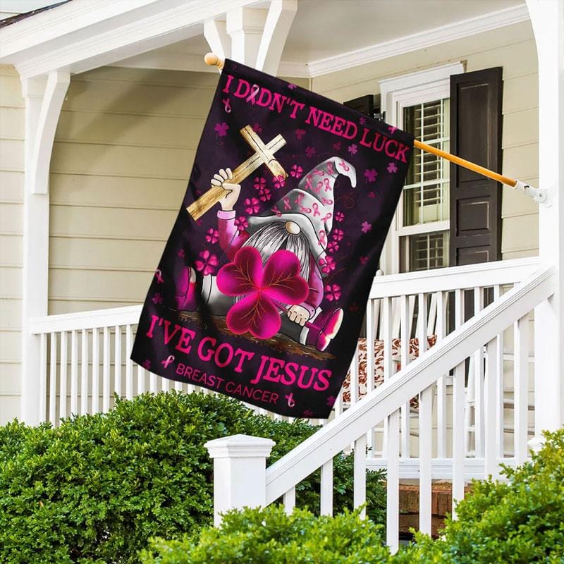 Je n'ai pas besoin de chance, j'ai Jésus - Drapeau de maison avec ruban et croix - Sensibilisation au cancer du sein 0822